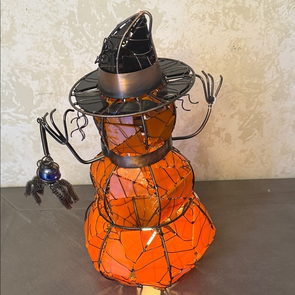 Unique Metal Stained Glass 13 Inch Tall Light Up Halloween Witch Indoor Electric - Picture 3 of 3